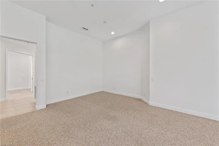 3950  Deer Crossing  CT, Naples, FL 34114
