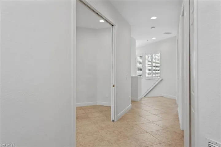 3950  Deer Crossing  CT, Naples, FL 34114