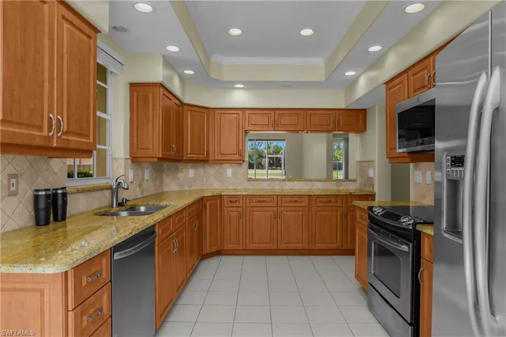 13550 Southampton Dr, Bonita Springs, Florida 34135