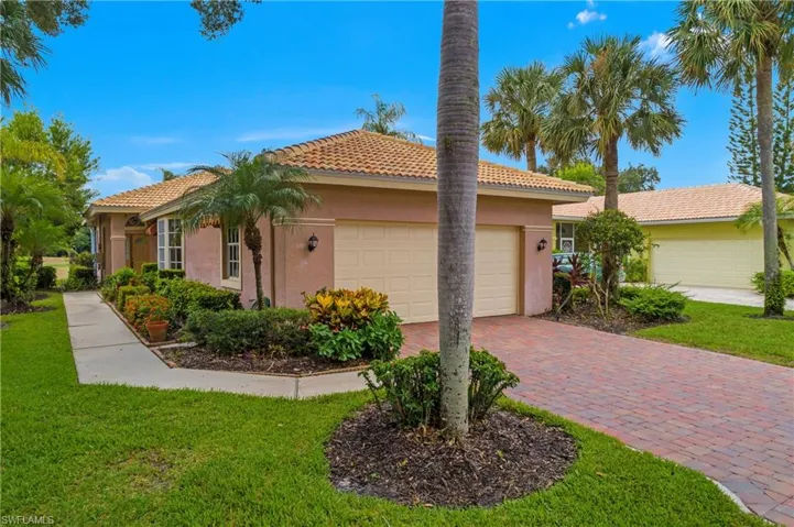 13550 Southampton Dr, Bonita Springs, Florida 34135