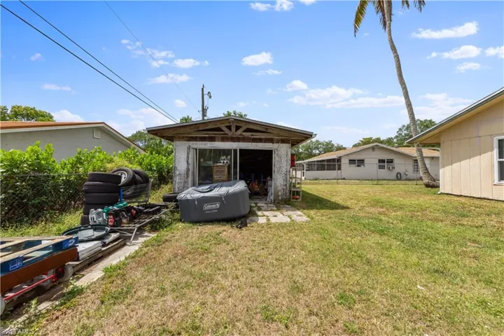 Garage