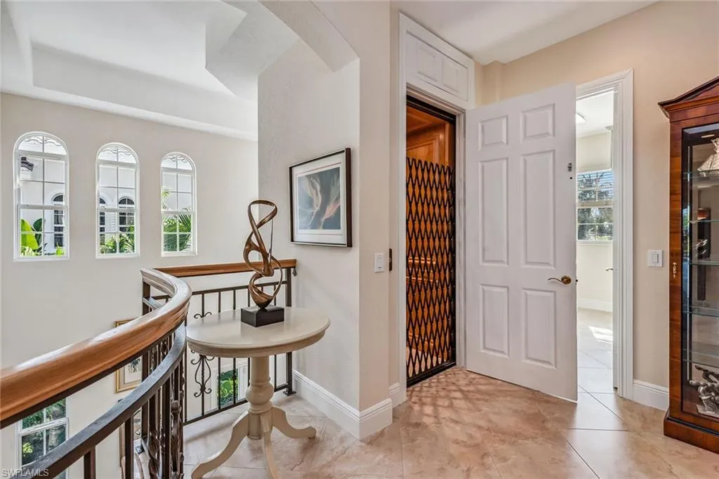 9106 Cascada WAY, Naples, FL 34114,224077547