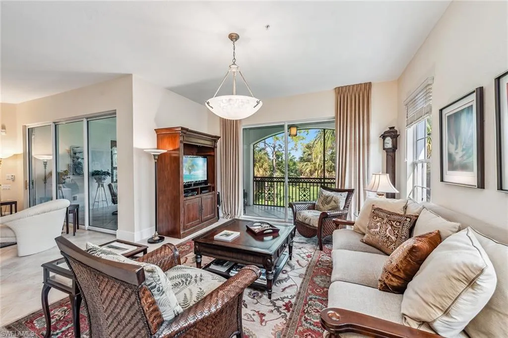 9106 Cascada WAY, Naples, FL 34114,224077547