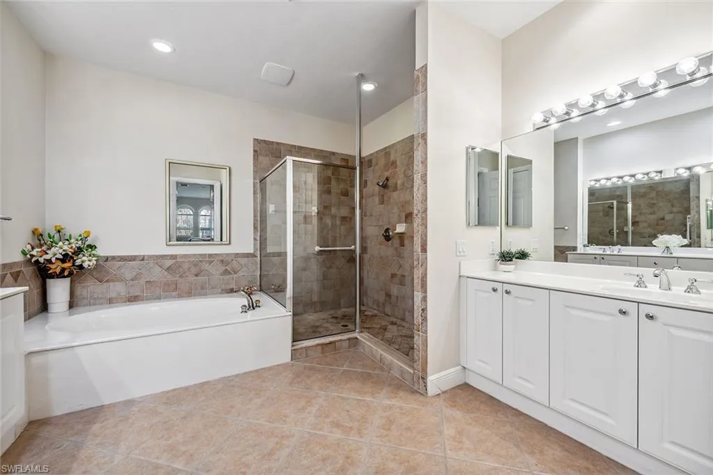 9106 Cascada WAY, Naples, FL 34114,224077547