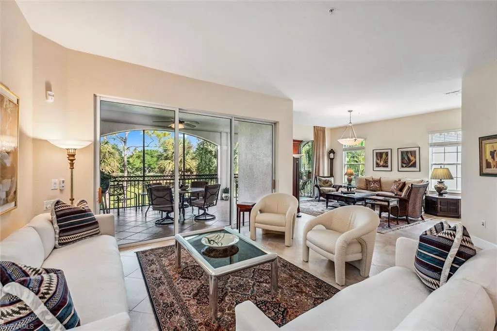 9106 Cascada WAY, Naples, FL 34114,224077547