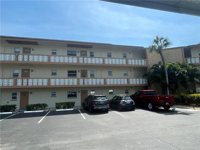 1529  Tropic  TER, North Fort Myers, FL 33903