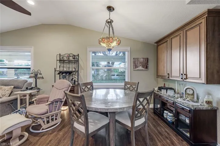 138  3rd St  , Naples, FL 34113
