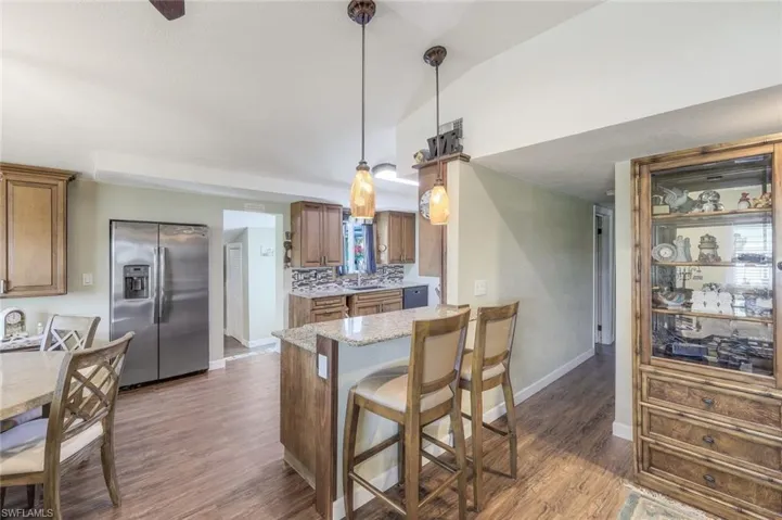 138  3rd St  , Naples, FL 34113
