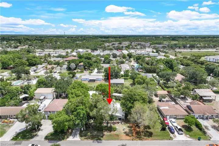 138  3rd St  , Naples, FL 34113