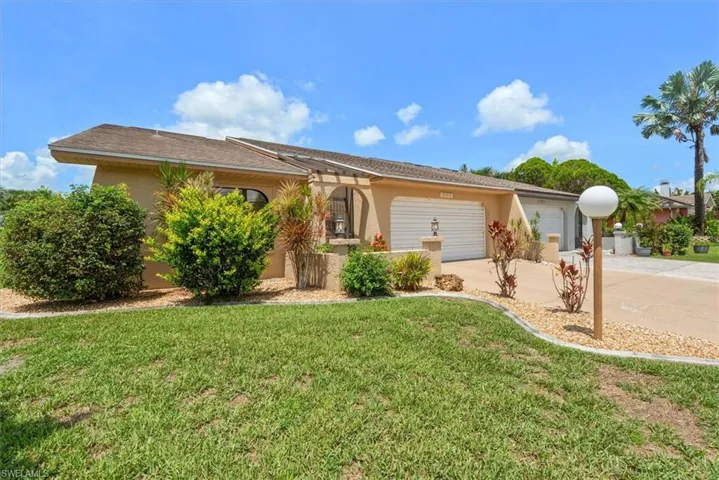 20014 Lake Vista Cir, Lehigh Acres, Florida 33936