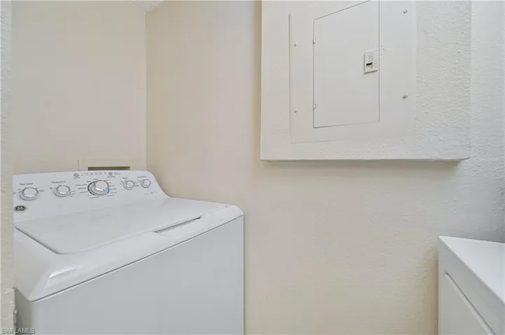 8920 Colonnades Ct E 514, Bonita Springs, Florida 34135