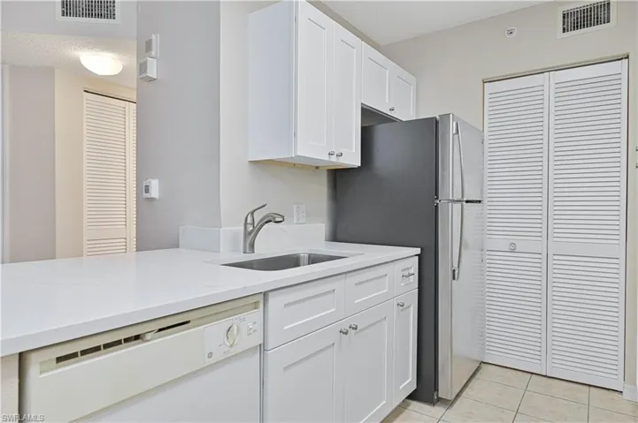 8920 Colonnades Ct E 514, Bonita Springs, Florida 34135