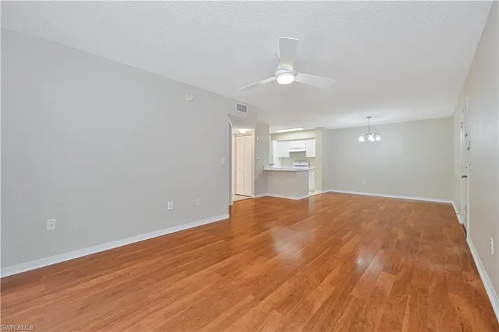 8920 Colonnades Ct E 514, Bonita Springs, Florida 34135