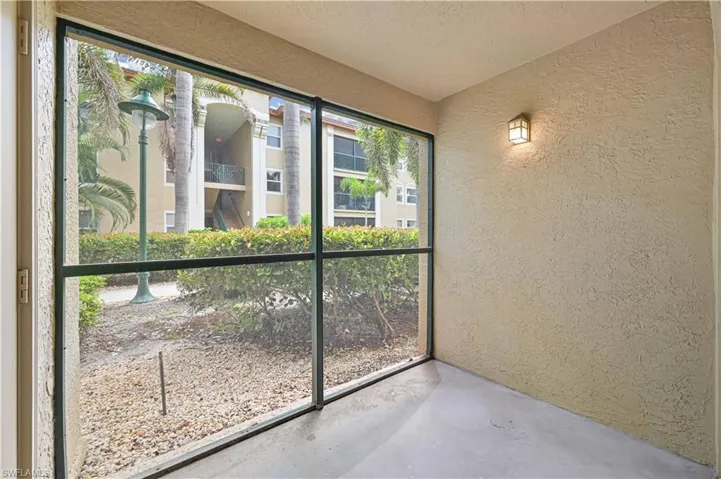 8920 Colonnades Ct E 514, Bonita Springs, Florida 34135