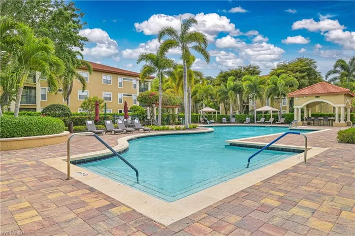 8920 Colonnades Ct E 514, Bonita Springs, Florida 34135