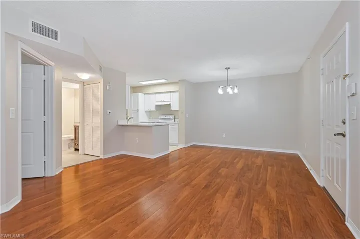 8920 Colonnades Ct E 514, Bonita Springs, Florida 34135