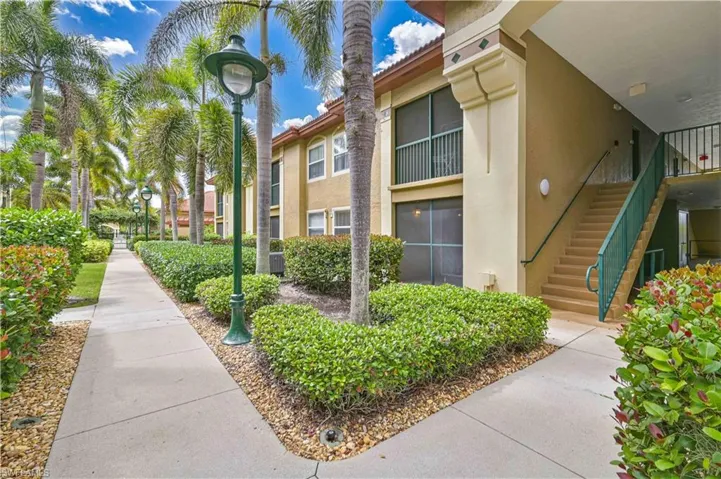 8920 Colonnades Ct E 514, Bonita Springs, Florida 34135