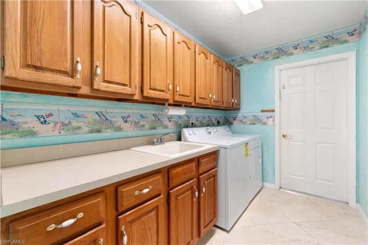 Laundry with lots of cabinet's