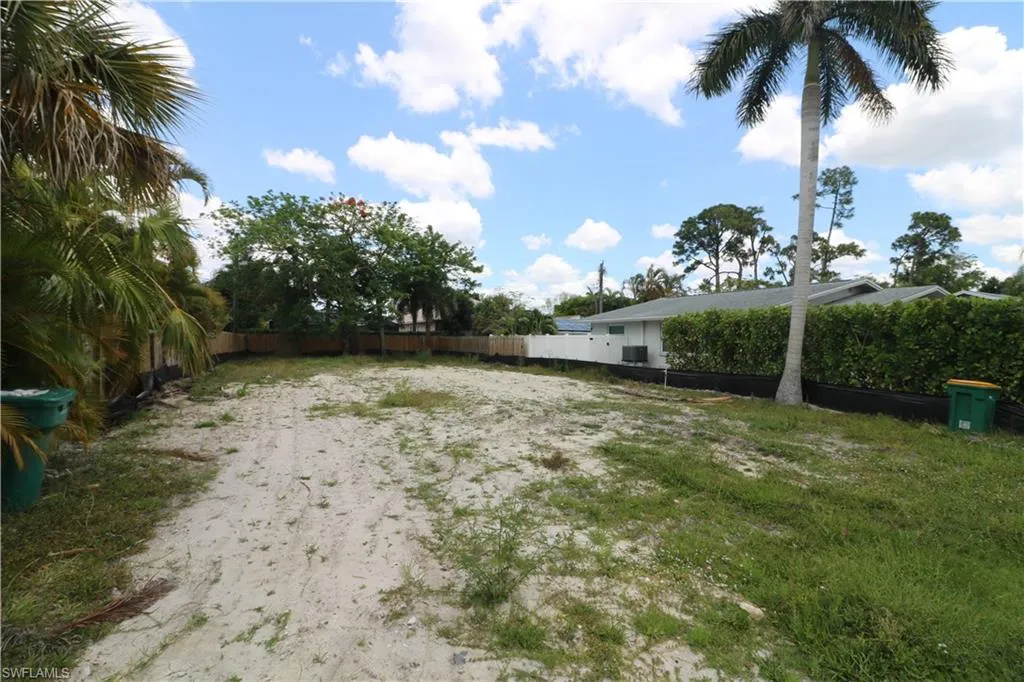 769 95th AVE, Naples, FL 34108,225061838