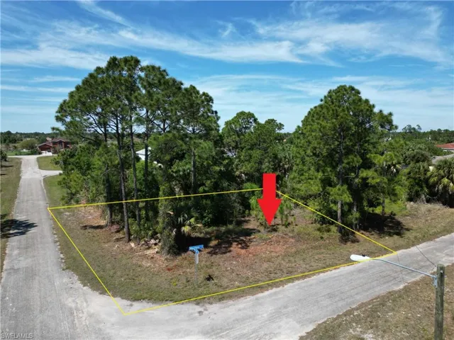 920 Mayfield Ave S, Lehigh Acres, Florida 33974