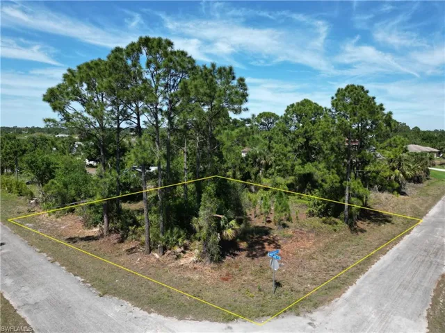920 Mayfield Ave S, Lehigh Acres, Florida 33974