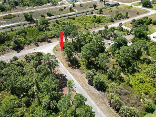 920 Mayfield Ave S, Lehigh Acres, Florida 33974