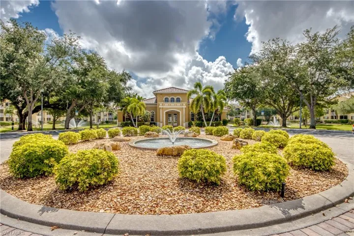 4149  Residence  DR, Fort Myers, FL 33901
