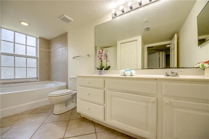4149  Residence  DR, Fort Myers, FL 33901