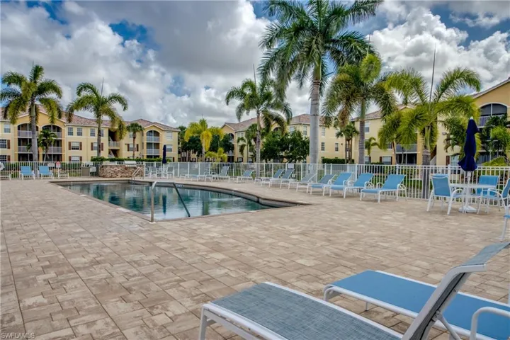 4149  Residence  DR, Fort Myers, FL 33901