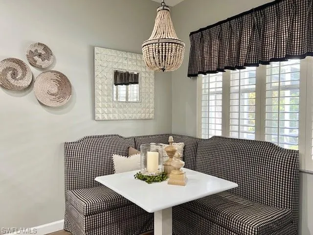 3411 Sandpiper Way, Naples, Florida 34109