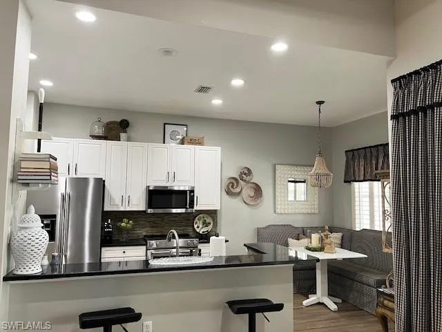 3411 Sandpiper Way, Naples, Florida 34109
