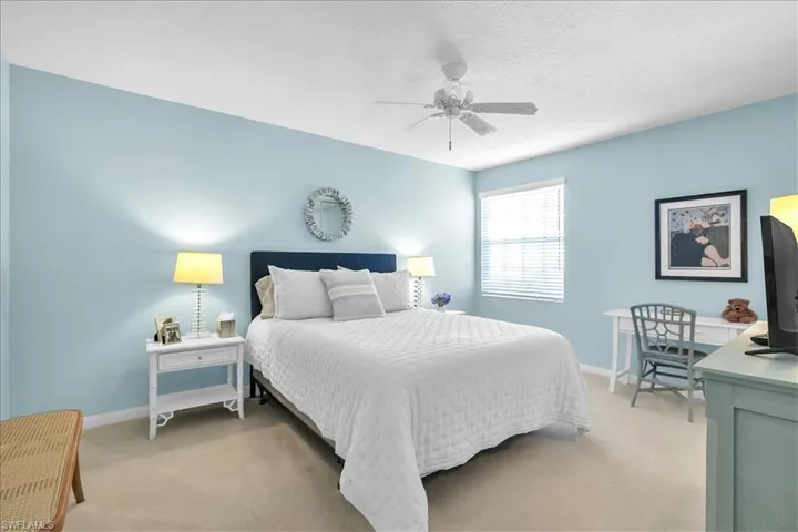 Guest room.