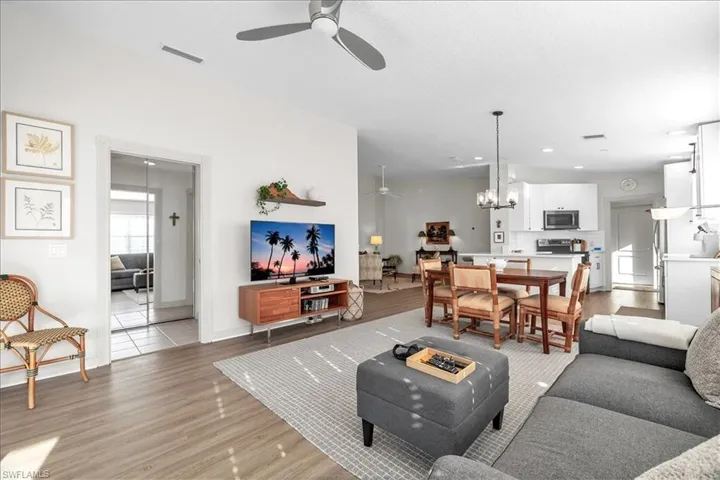 4820 San Carlo Ct, Naples, Florida 34109