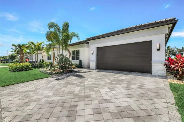 11322  Jacaranda  DR, Naples, FL 34120