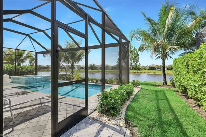 11322  Jacaranda  DR, Naples, FL 34120