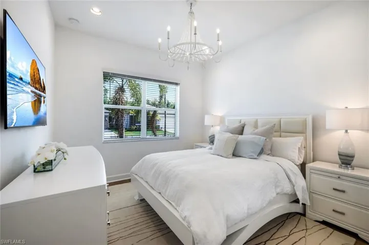 11322  Jacaranda  DR, Naples, FL 34120