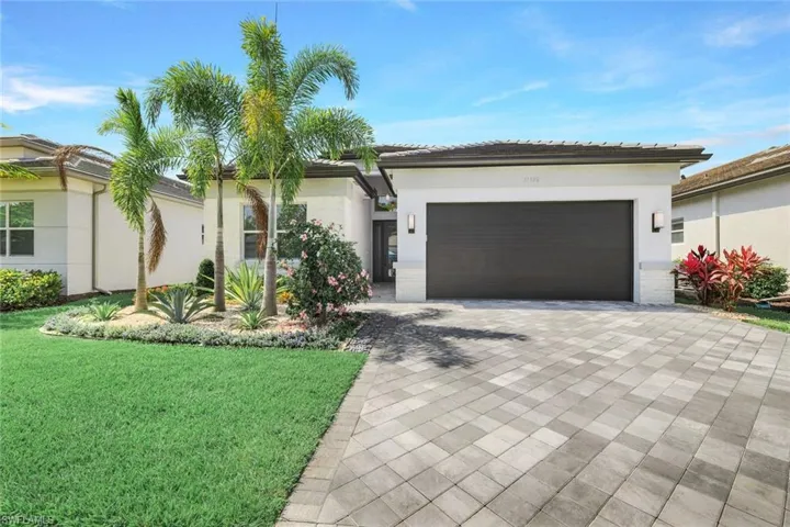 11322  Jacaranda  DR, Naples, FL 34120
