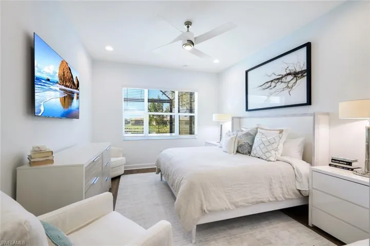 11322  Jacaranda  DR, Naples, FL 34120