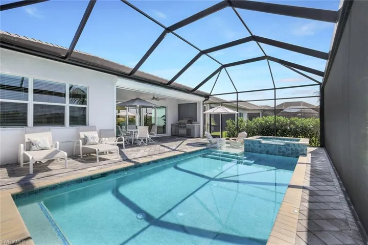 11322  Jacaranda  DR, Naples, FL 34120