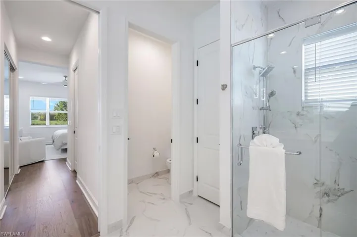 11322  Jacaranda  DR, Naples, FL 34120
