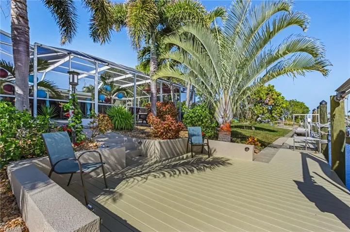 Deck featuring glass enclosure