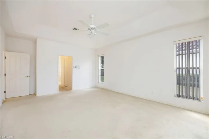 11223  Phoenix  WAY, Naples, FL 34119