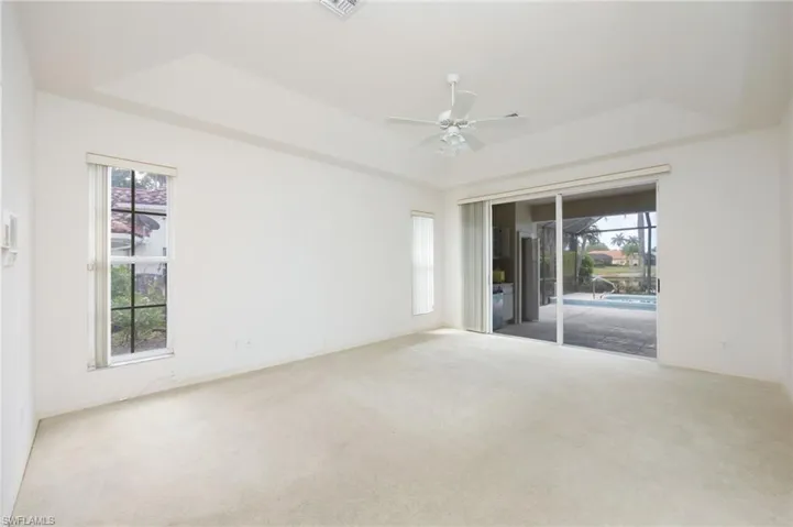 11223  Phoenix  WAY, Naples, FL 34119
