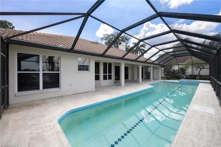 11223  Phoenix  WAY, Naples, FL 34119