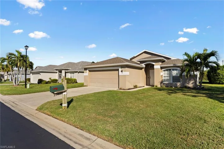 15629  Beachcomber  AVE, Fort Myers, FL 33908