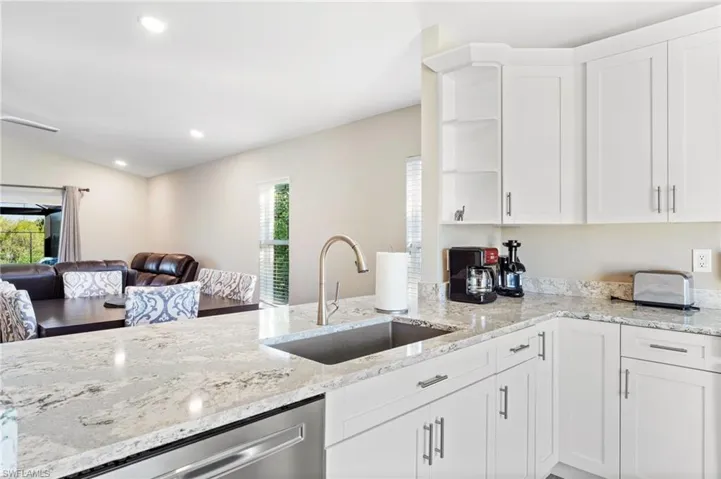 15629  Beachcomber  AVE, Fort Myers, FL 33908