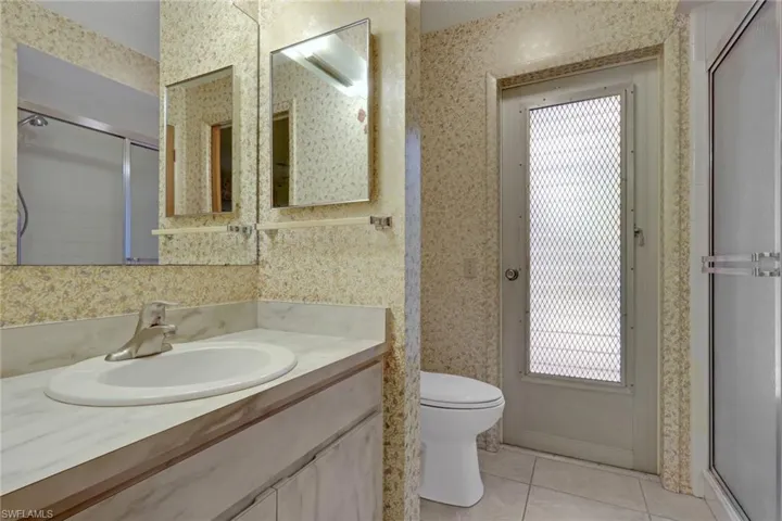 1890 Coral Point Dr, Cape Coral, Florida 33990