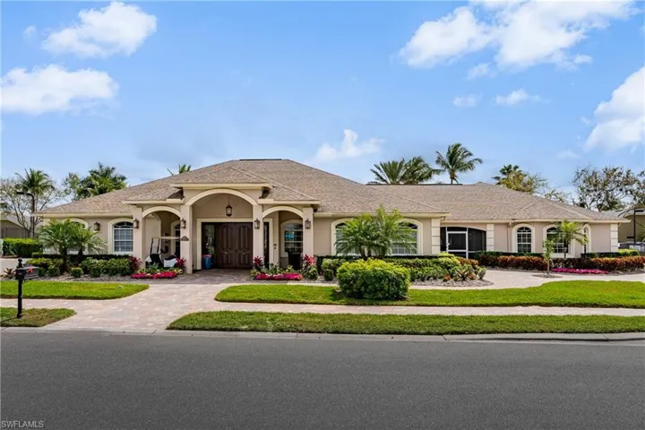8160  Tauren  CT, Naples, FL 34119