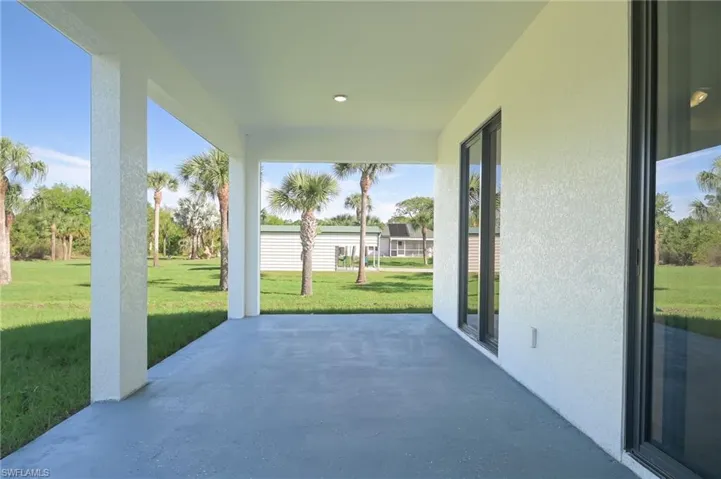 703  Washington  AVE, Lehigh Acres, FL 33972