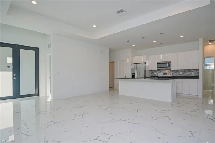 703  Washington  AVE, Lehigh Acres, FL 33972